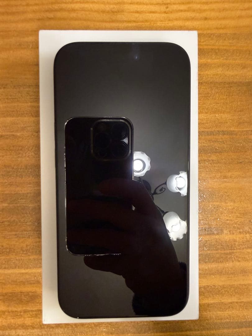 iPhone15 ブラック 128GB SIMフリー バッテリー94%