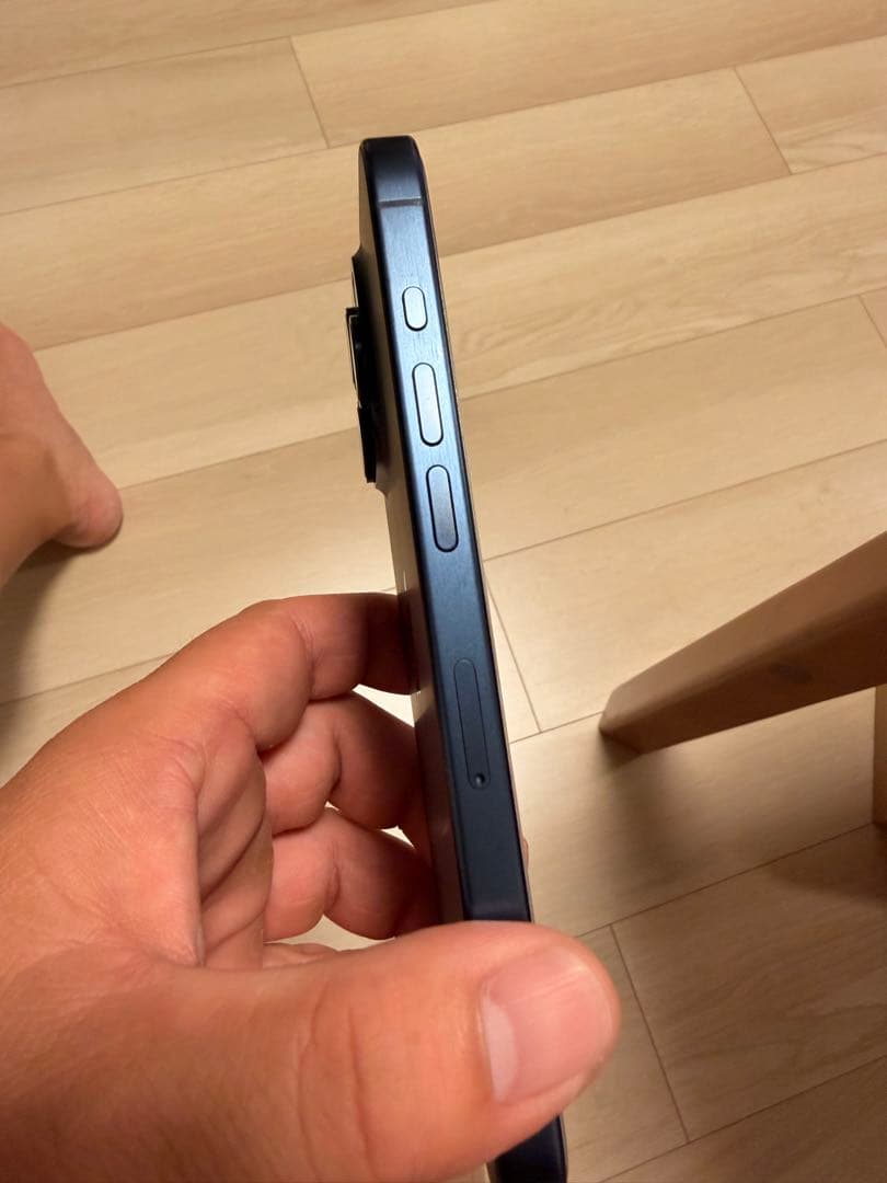 SiMフリー iPhone 15Pro 128GB ブルーチタニウム 本体
