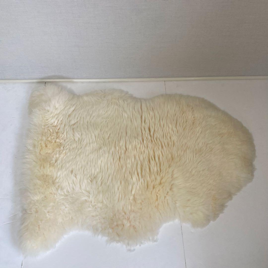 ムートン 羊毛 本革 長毛 白色 座布団 ラグ 背もたれ 椅子 車 座席 新品