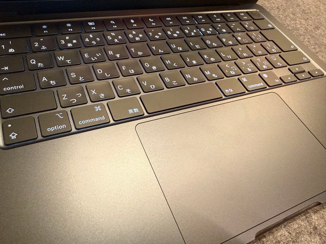 【極美品】MacBook Air M2 16GB / 512GB ミッドナイト