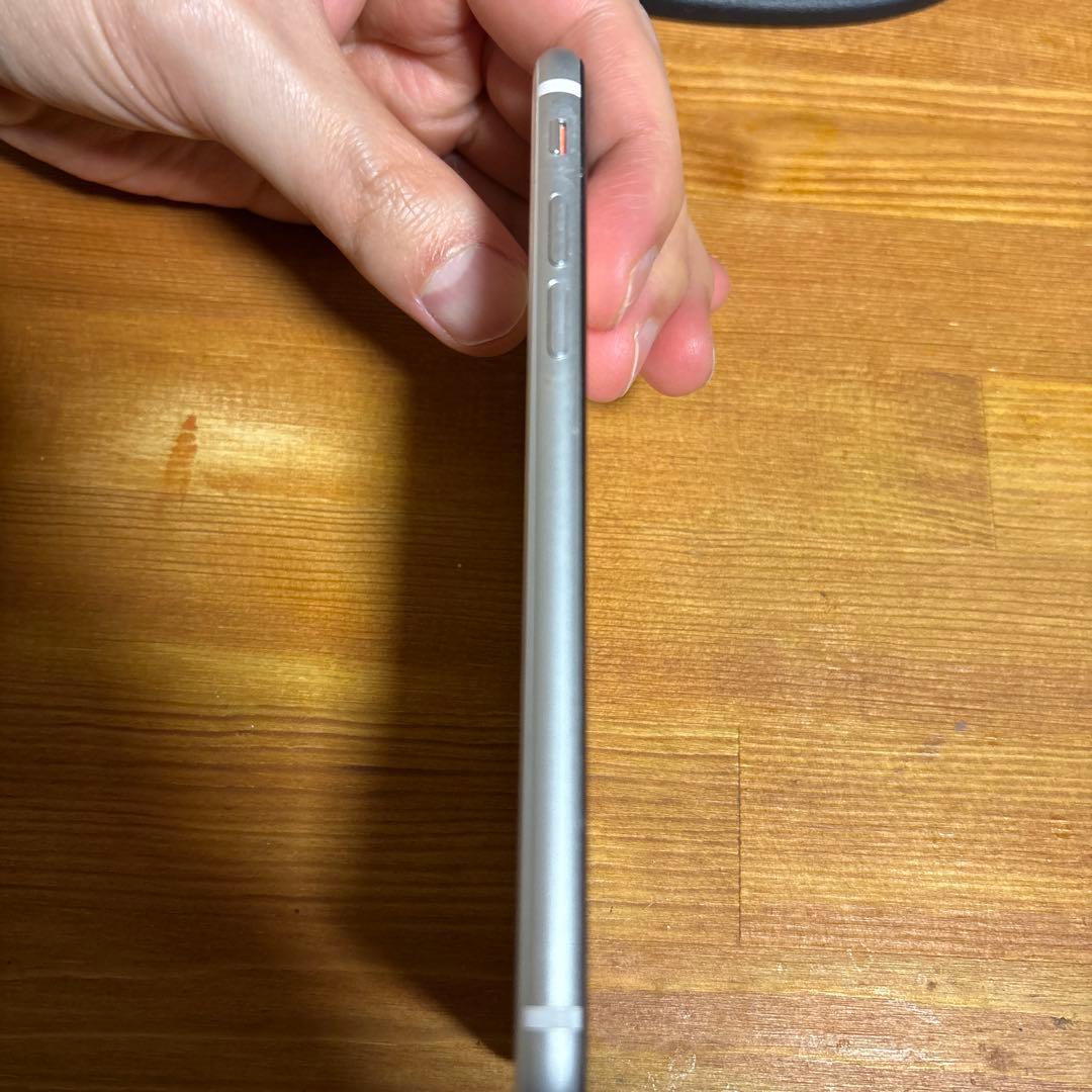 iPhone SE 第2世代 ブラック 64GB Apple バッテリー100%