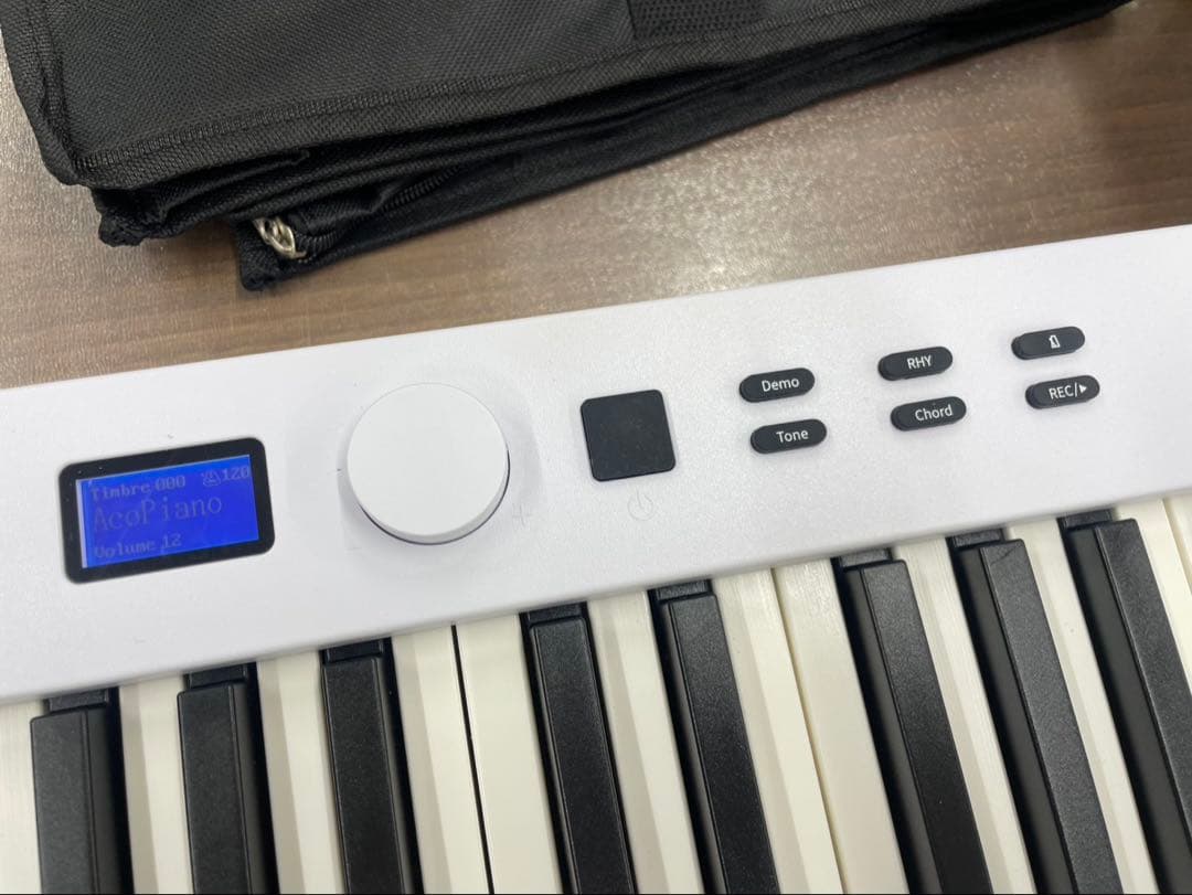 折りたたみ電子ピアノ　88鍵盤　充電タイプ　ホワイト 鍵盤ライト機能あり