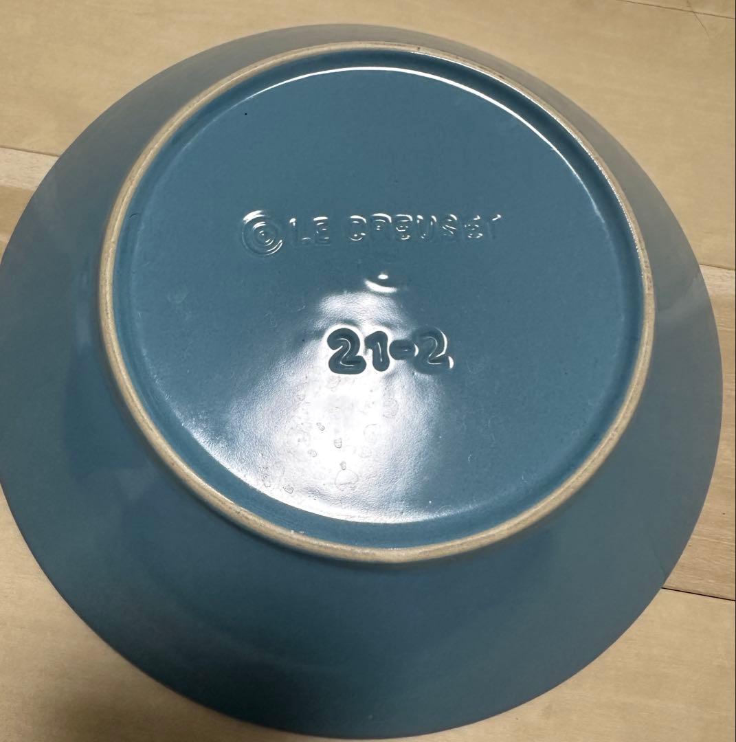 専用　ル・クルーゼ深皿 ネオ・シャロー・ディッシュ22 cm マリンブルー
