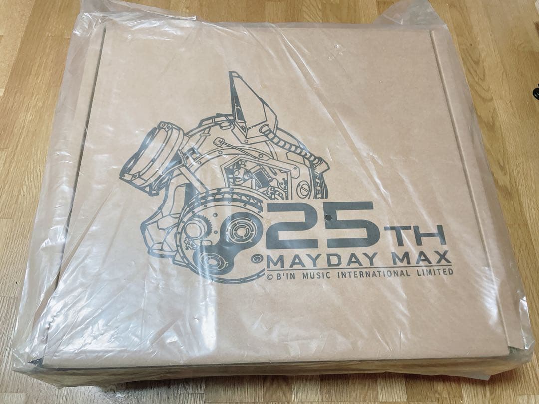 ロボット MAYDAY MAX BATTLE DAMAGE EDITION