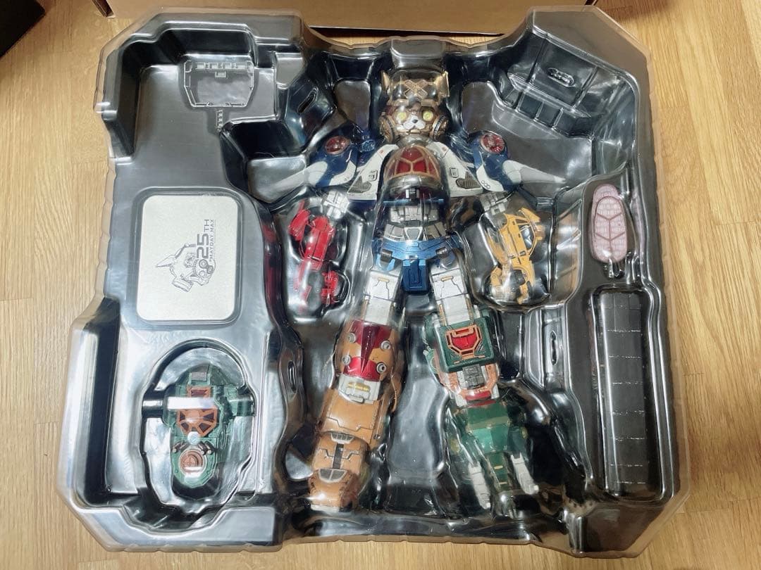 ロボット MAYDAY MAX BATTLE DAMAGE EDITION