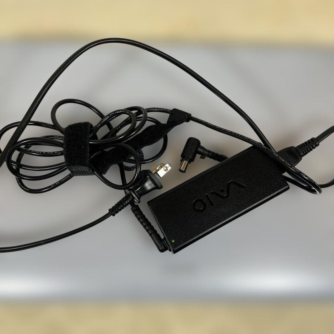 SONY VAIO 15.5インチ ホワイトノートPC