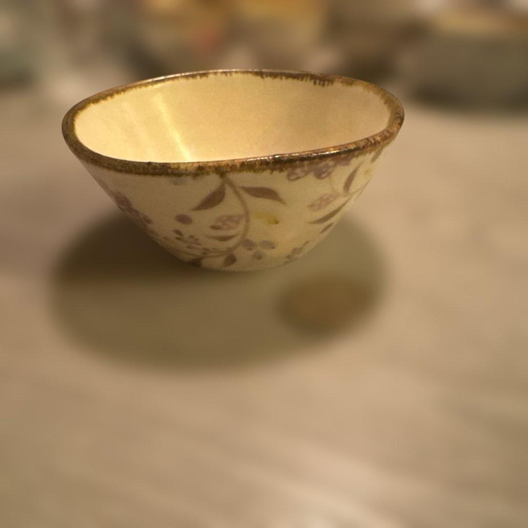 山野辺彩　ラスト！花柄 陶器 ボウル