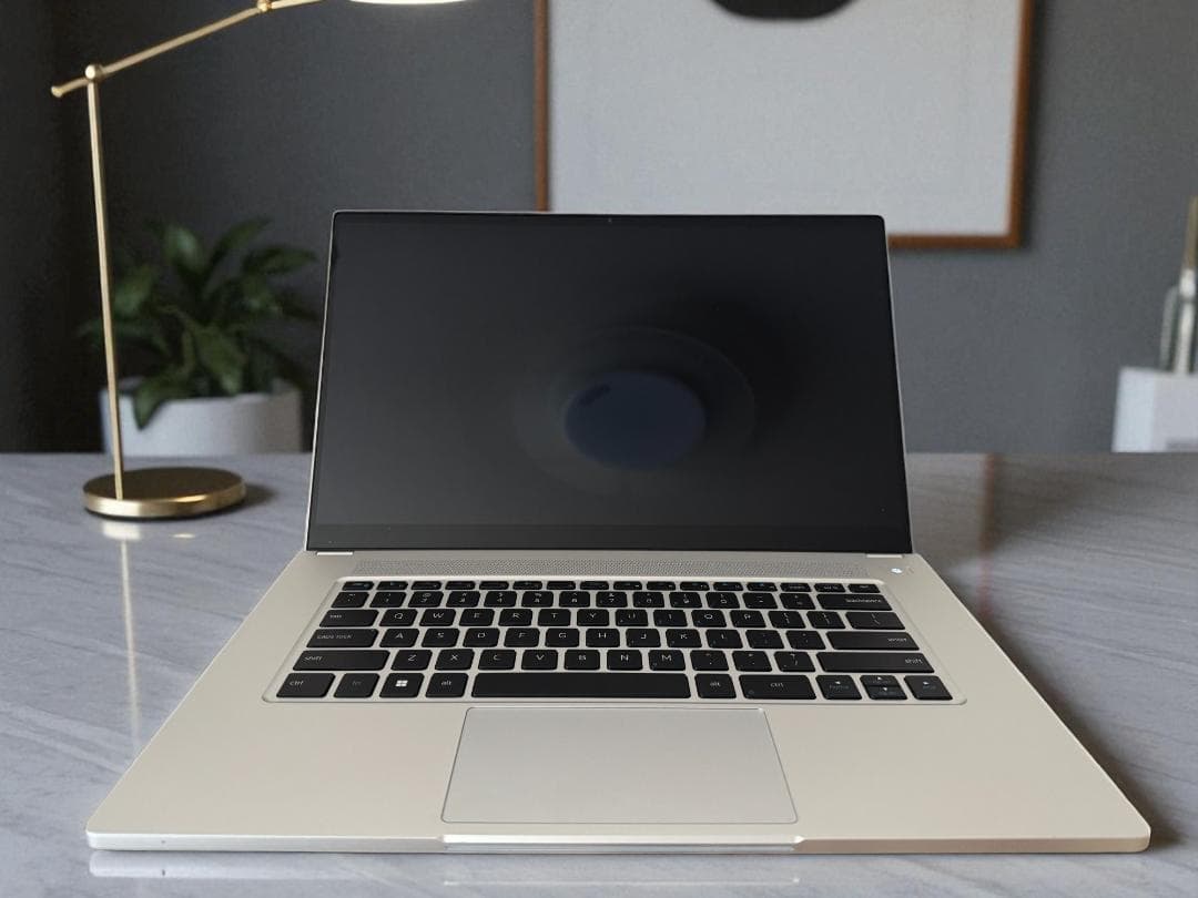 ⭐休日特価⭐高性能⭐Intel NUC M15 Laptop Kit⭐