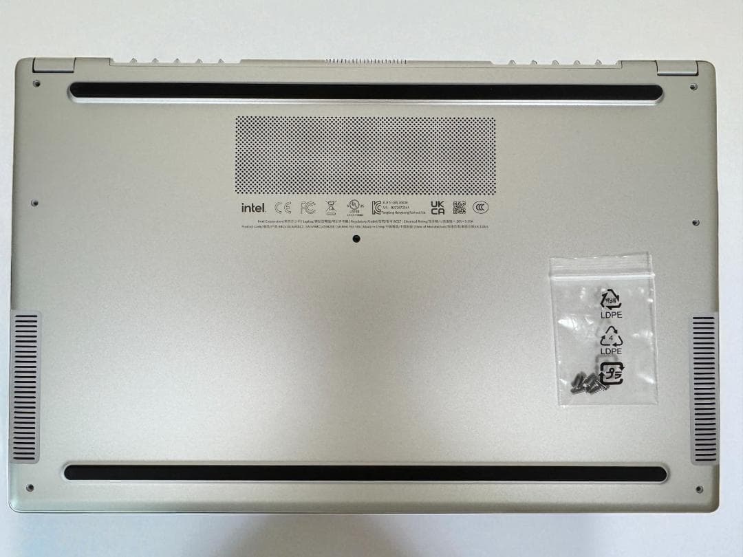 ⭐休日特価⭐高性能⭐Intel NUC M15 Laptop Kit⭐