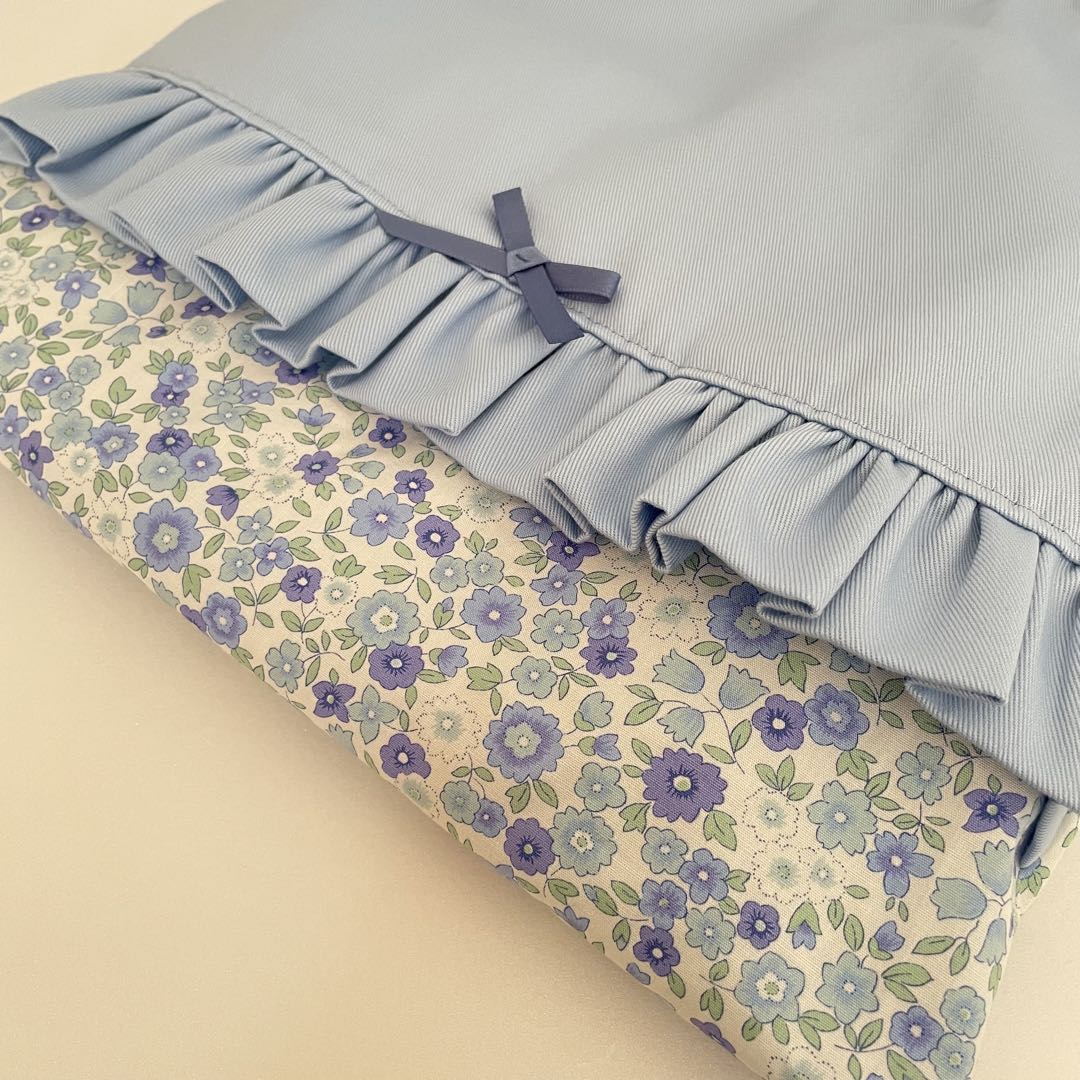 入園・入学　スカイブルー　小花柄　レッスンバッグ、上履き入れ、着替え袋、給食袋