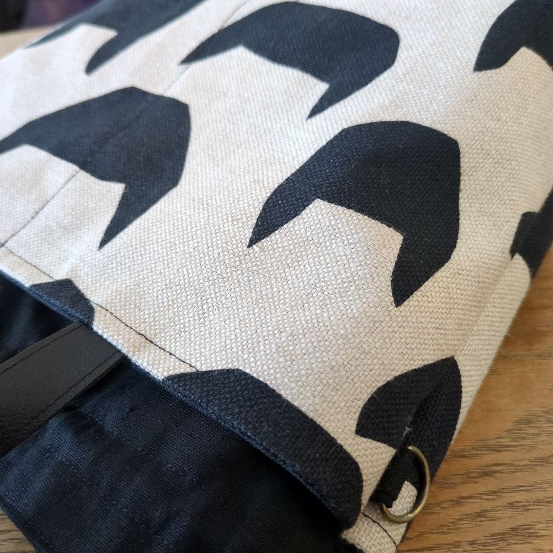 あおりポケットの巾着バッグ＊ミナペルホネン anoneanone