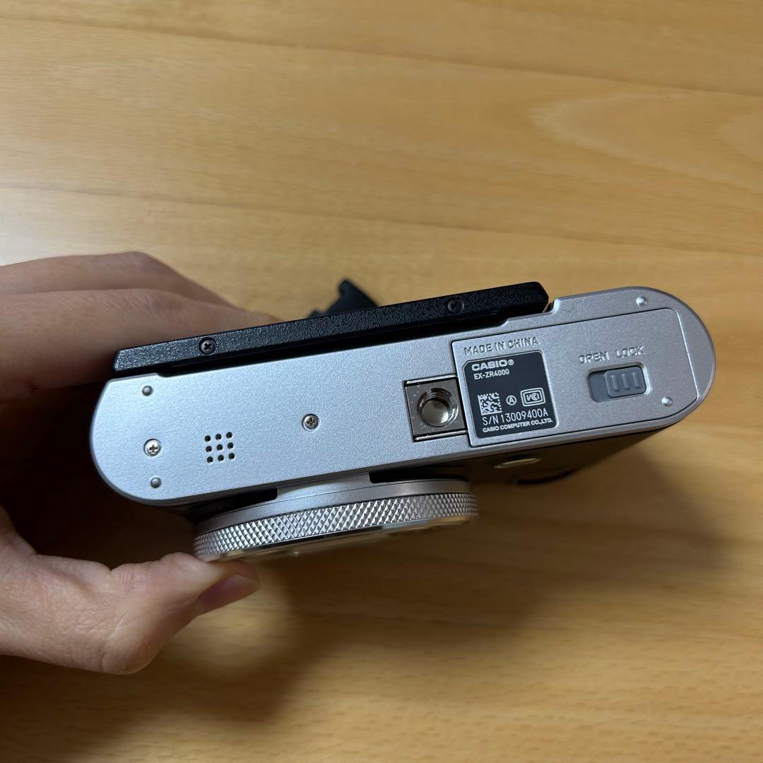 [箱付き美品！]CASIO EX-ZR4000