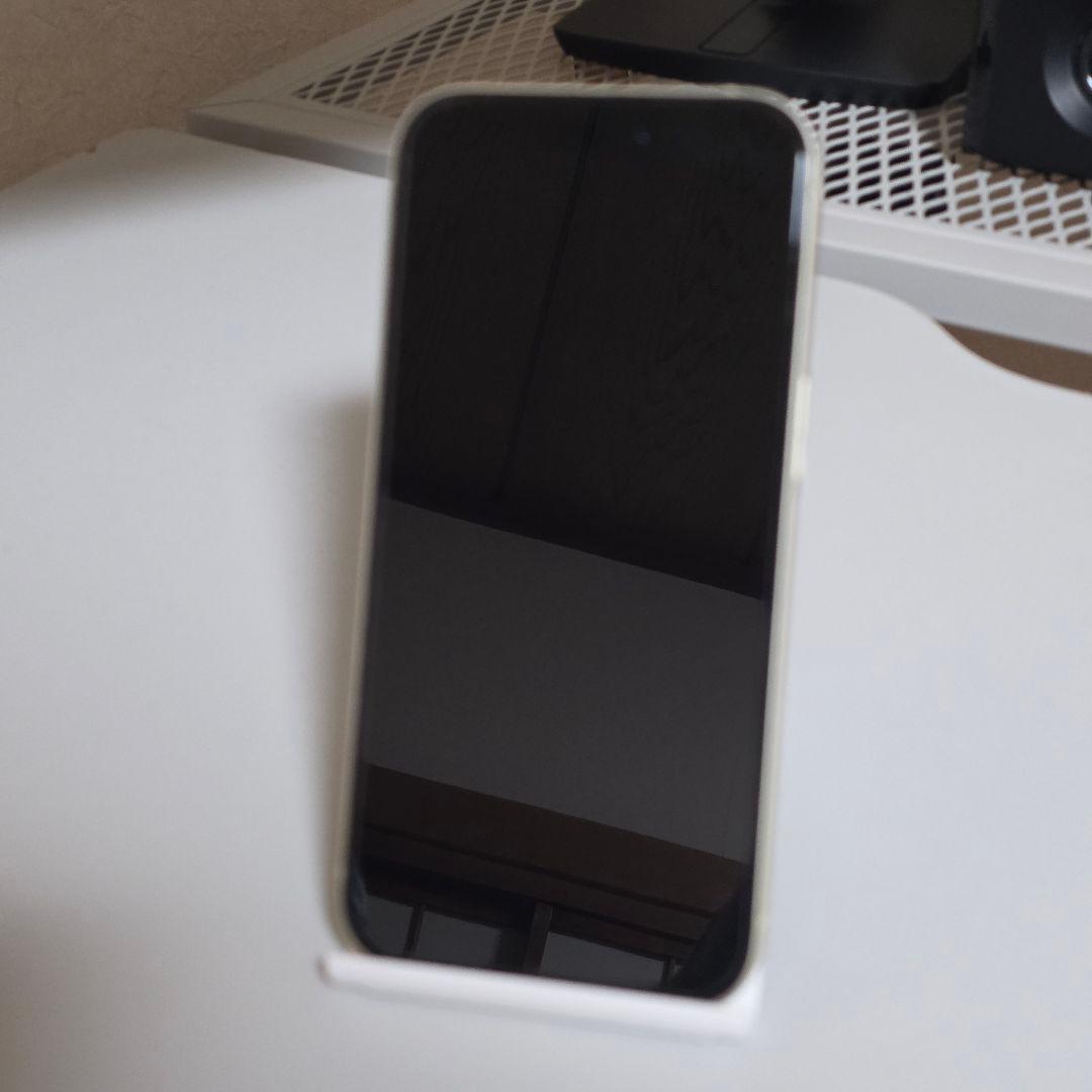 週末限定セール【良品】Iphone15 256GB イエロー SIMフリー