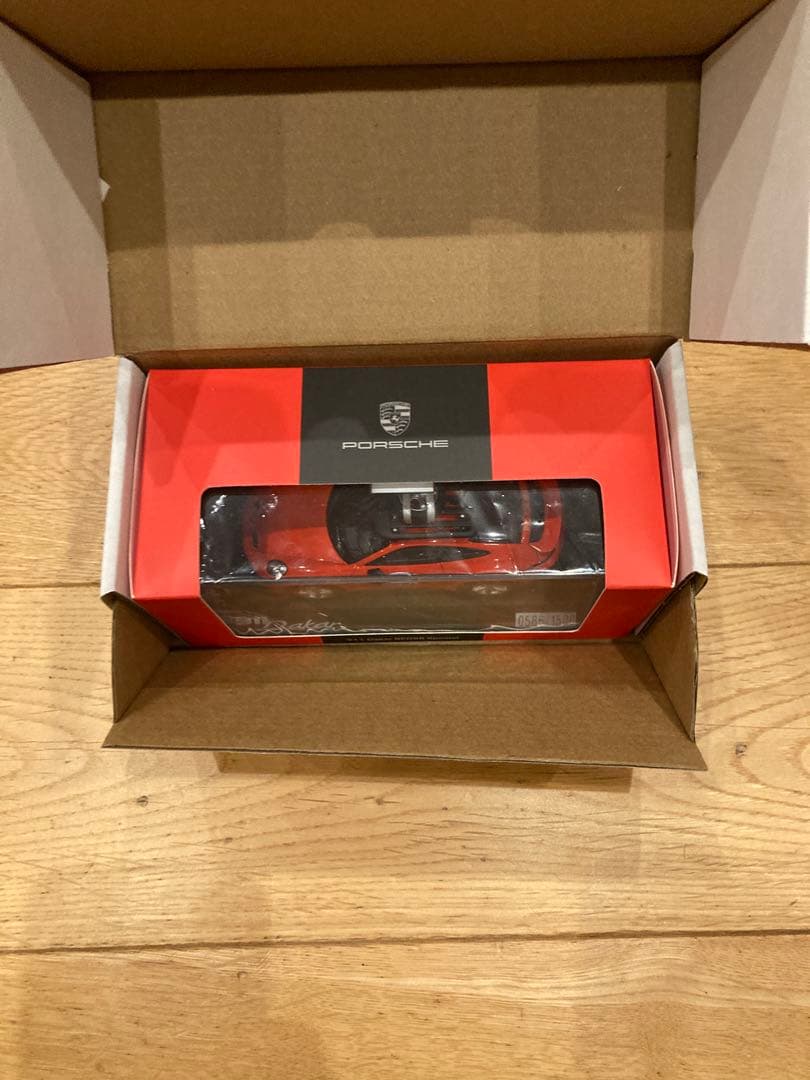 新品Porsche 911 Dakar RED58 Special ミニカー限定