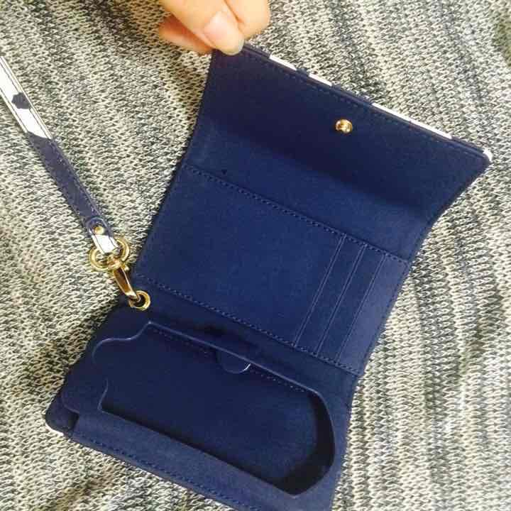 kate spade iPhoneケース