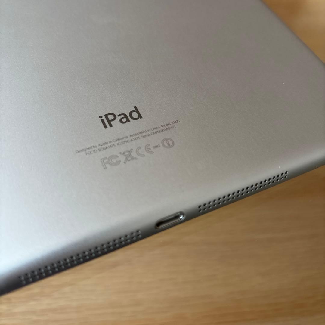 iPad本体 Apple iPad Air Wi-Fi+Cellular 32GB