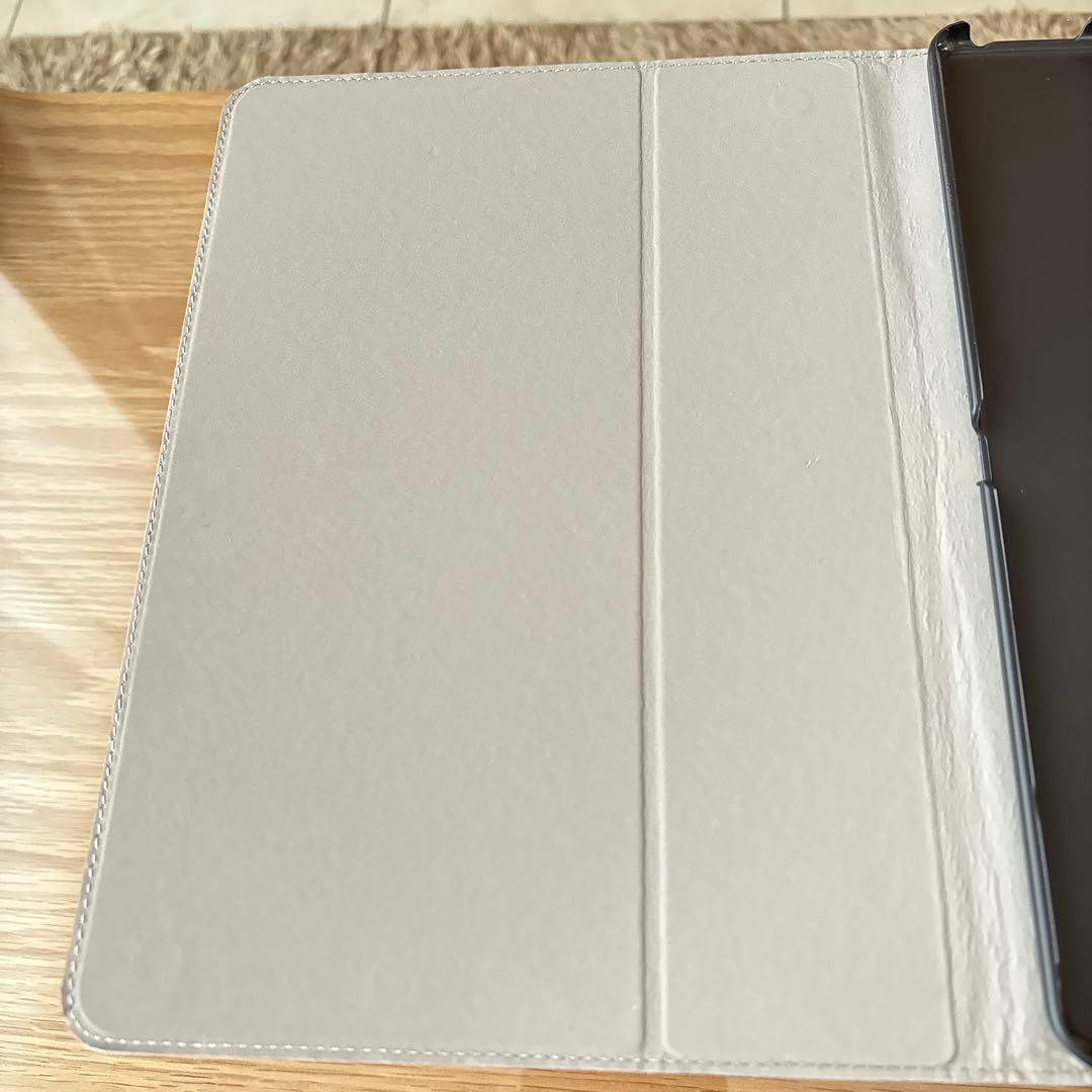 iPad本体 Apple iPad Air Wi-Fi+Cellular 32GB