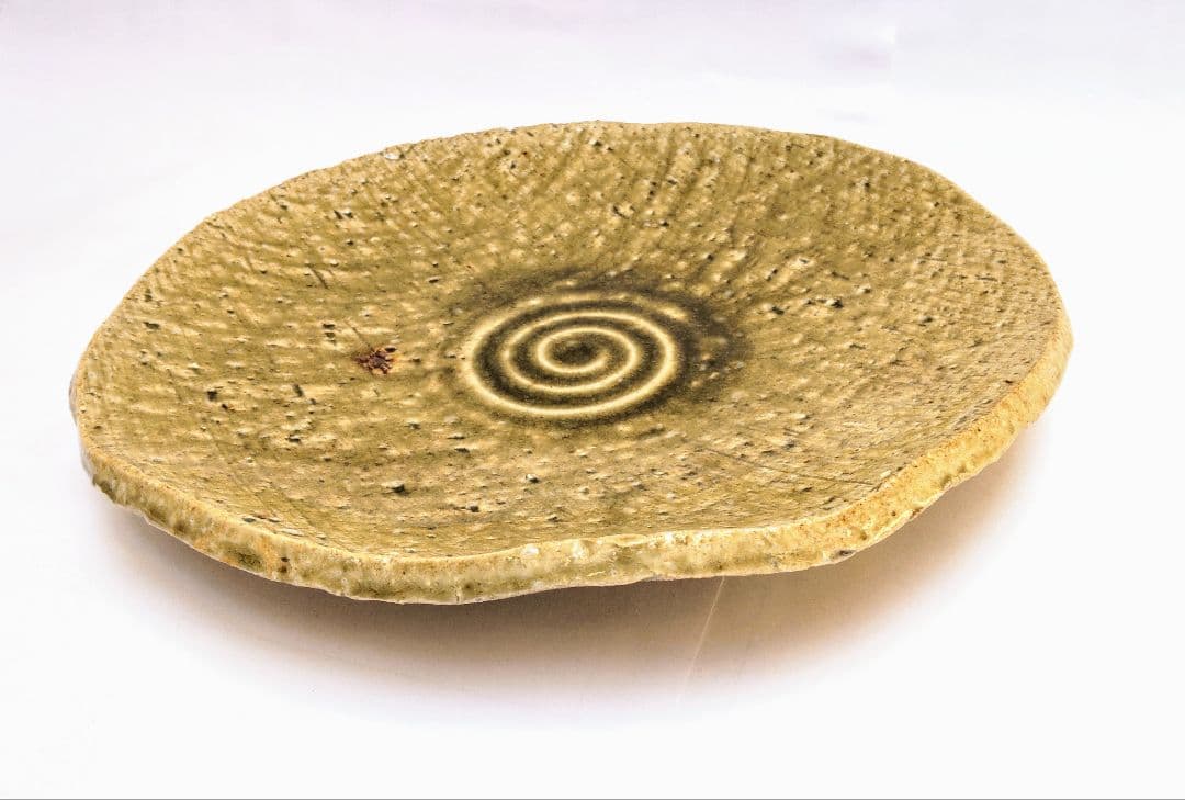 大皿陶器 浅緑円形皿とグレー楕円皿セット