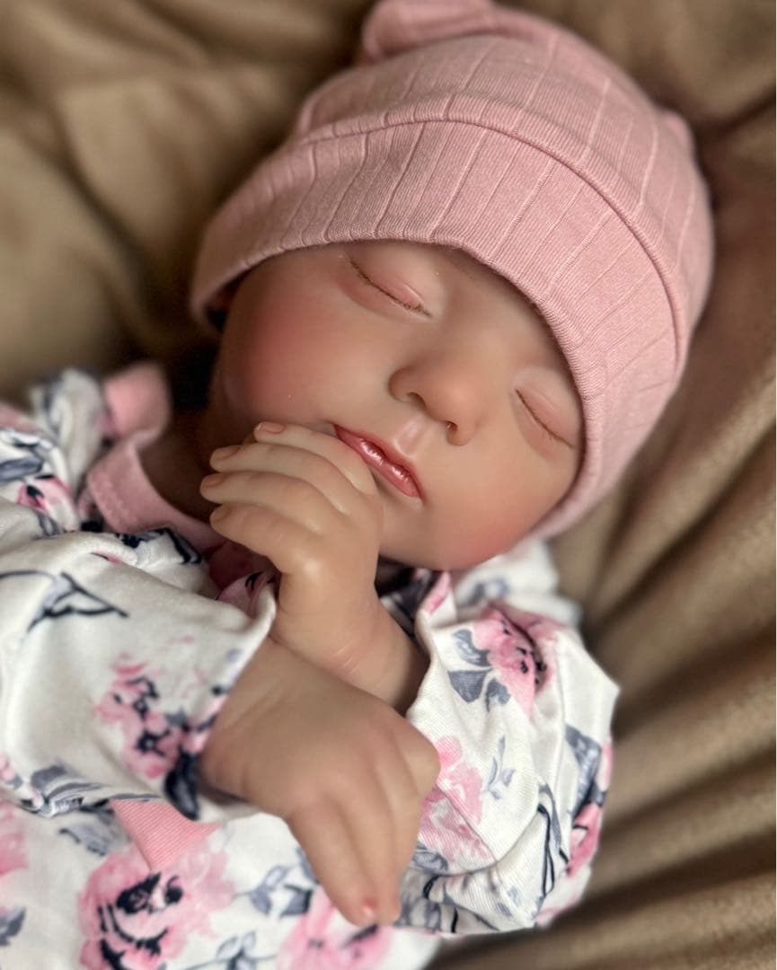 ★新品★リボーンドール すやすやお寝んねベビーちゃん 50cm