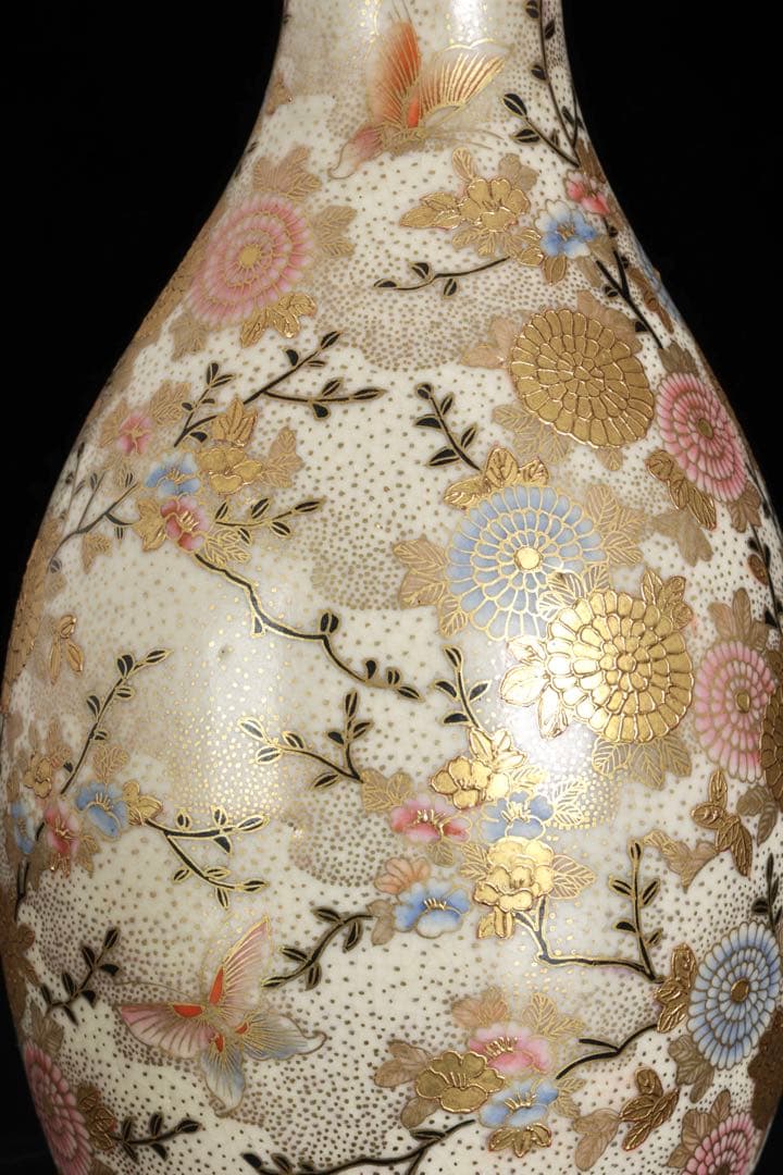 明治期 薩摩焼 丸十字 極細密 色絵金彩 菊蝶文花瓶 金襴手 飾壺 古美術 骨董