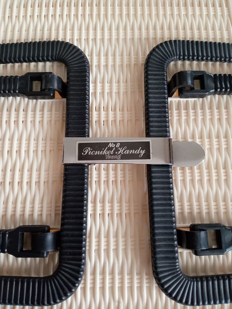 ピクニックバスケット　レトロ　プラスチック