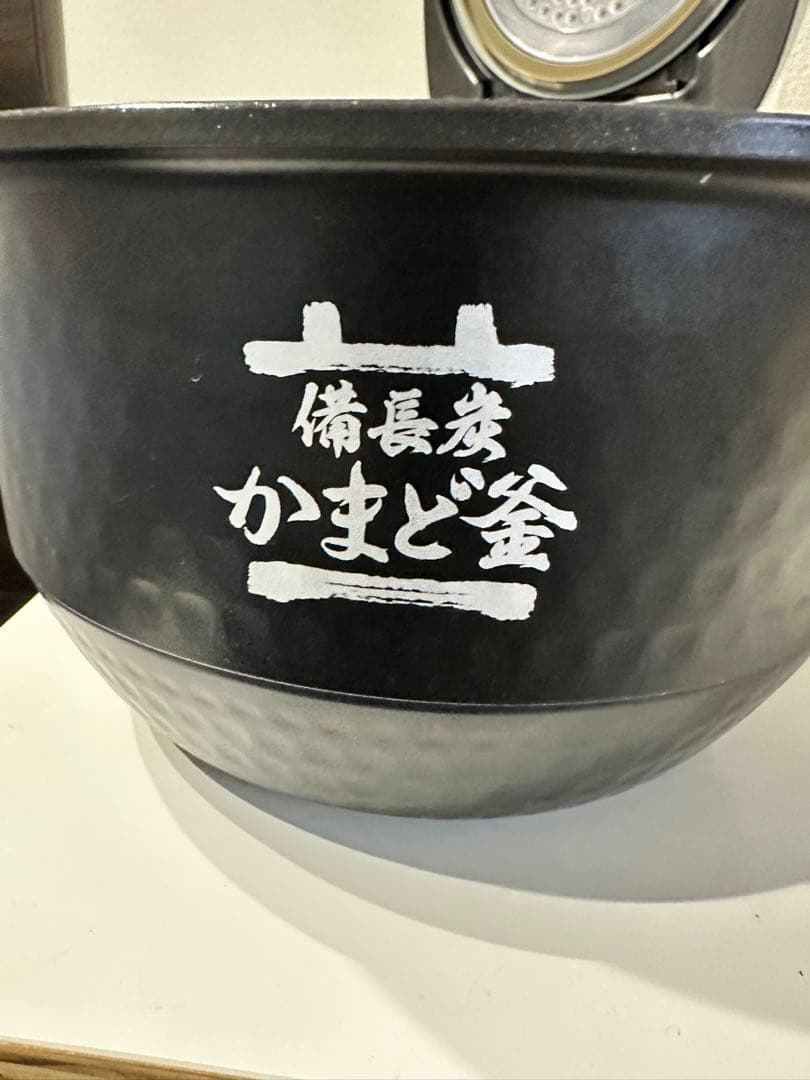ドッピオ　TOSHIBA RC-10VQM 真空圧力IH炊飯器