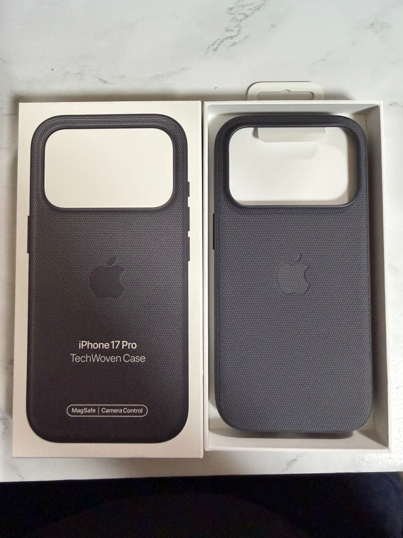 iPhone17プロテックウーブンケースブラック