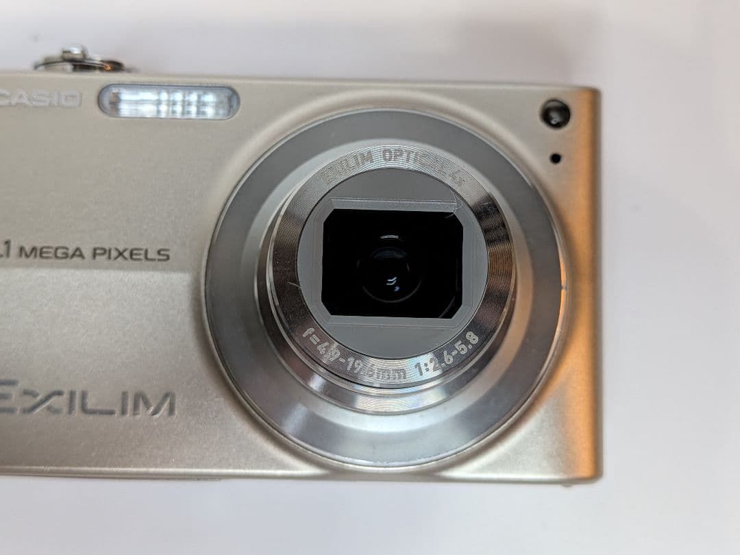 【フルセット・美品】CASIO EXILIM EX-Z200 ゴールド