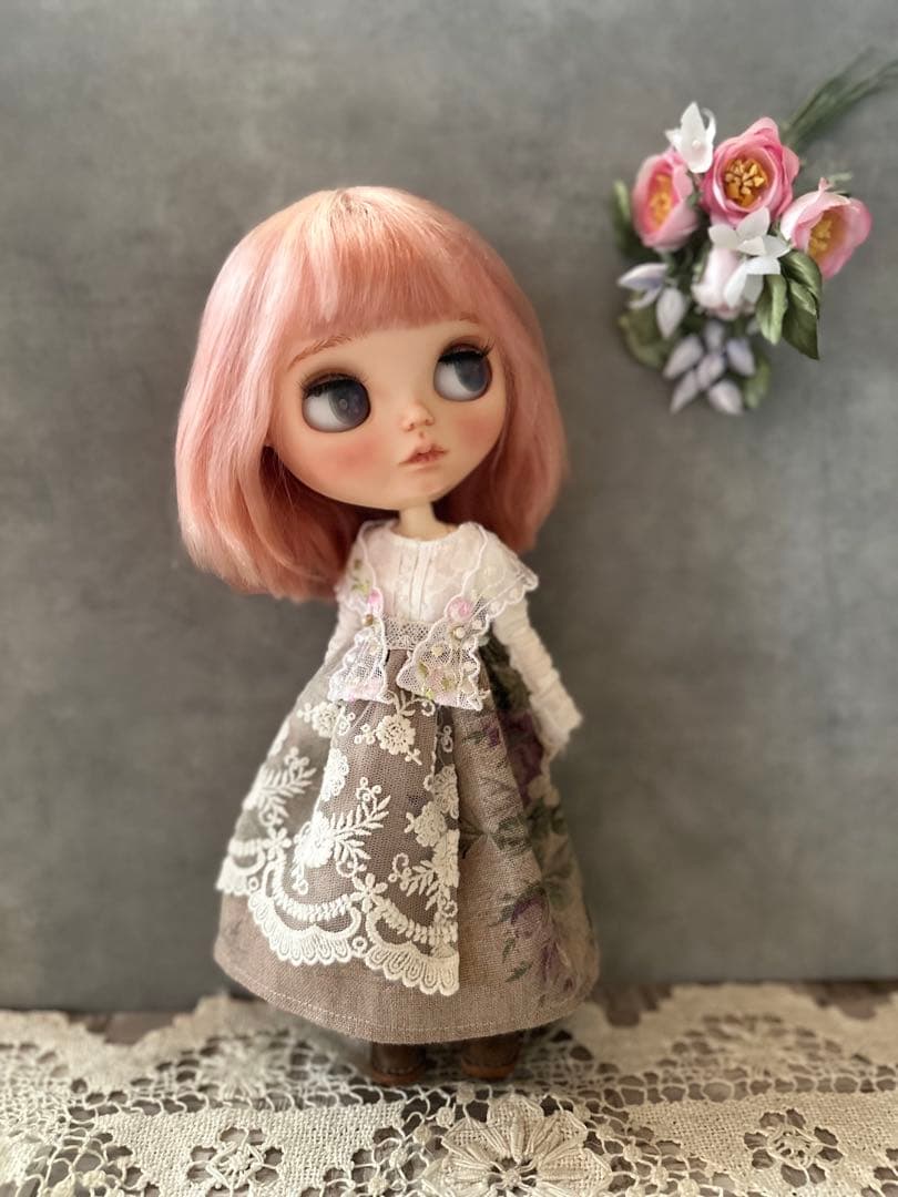 ☆sold out☆ブライスアウトフィット☆薔薇柄スカートとブラウスセット☆