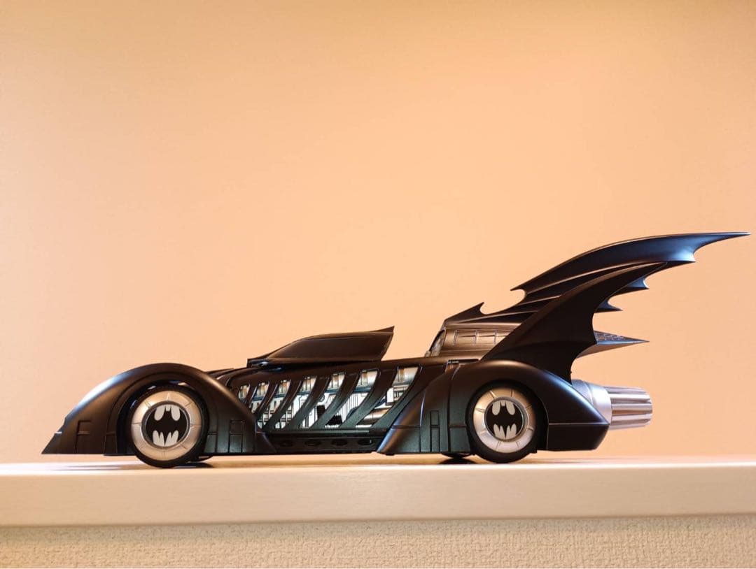 値下げ•ホットウィール 1/18バットマンフォーエバー バットモービル[マテル]