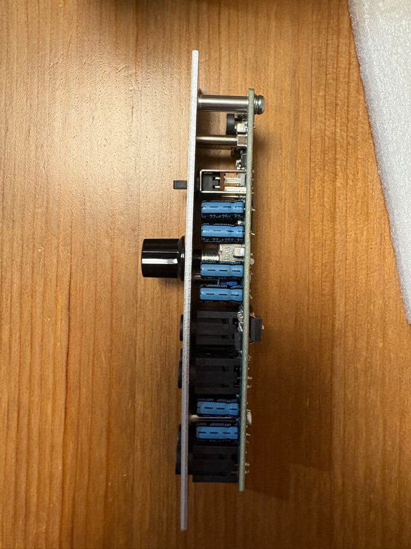 鍵盤楽器 BEHRINGER CU1A