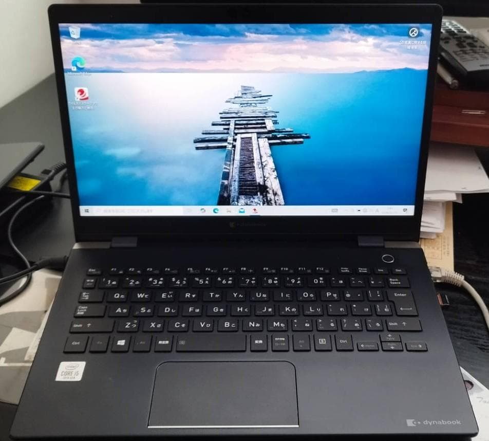 dynabook GZ63 13.3型 256SSD 779g モバイルノート
