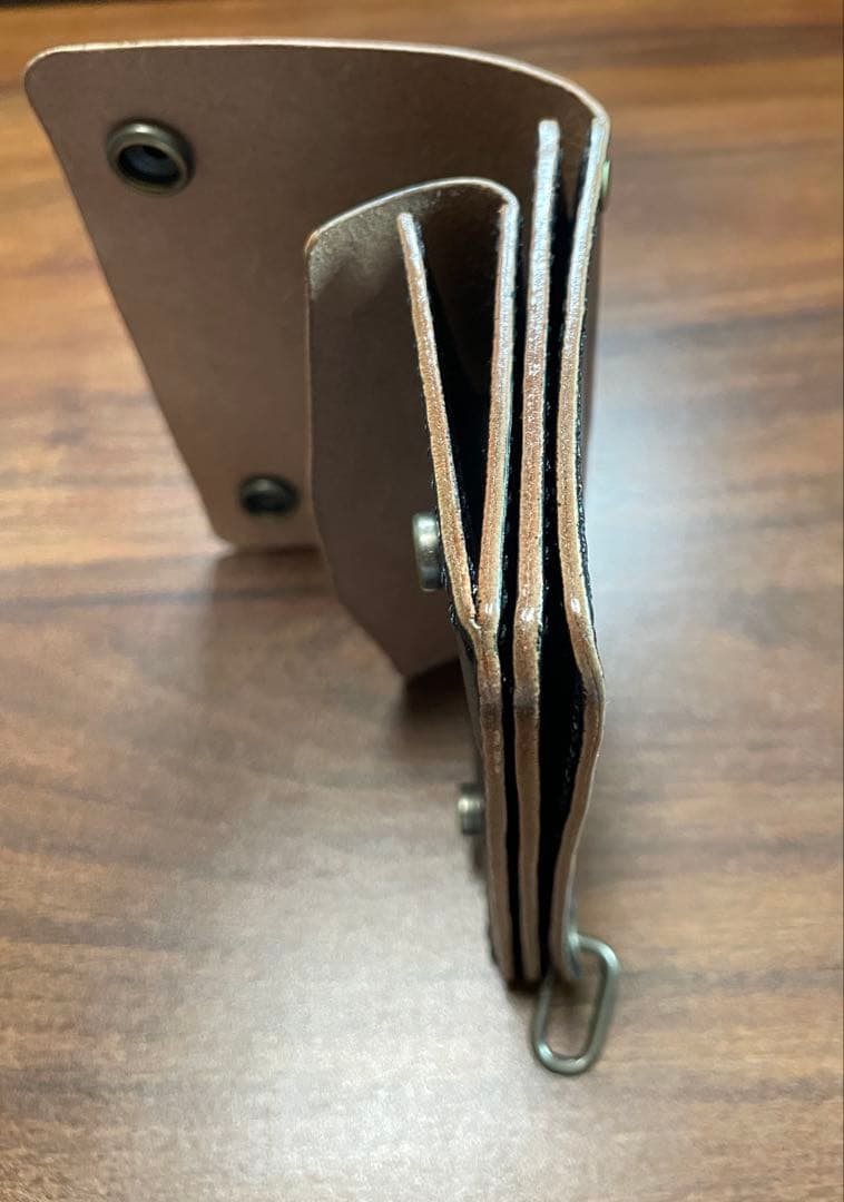 牛革本革コンパクトトラッカーウォレット