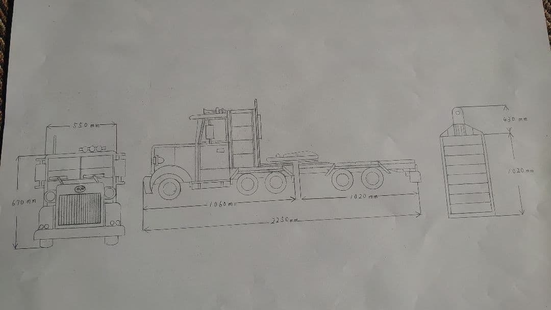 木製トラック型おもちゃ