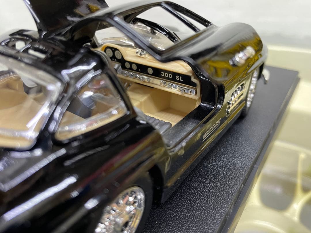 メルセデスベンツ　300SL