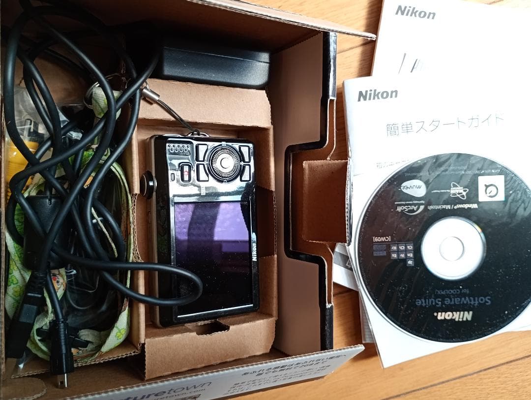 Nikon COOLPIX S6000 レッド