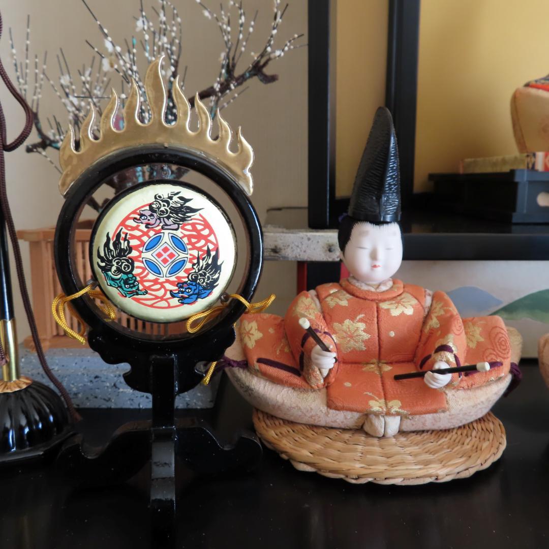 真多呂人形 伝統的工芸品 古今雛 雅楽 七楽人雛飾り（二段・九人）木目込み人形