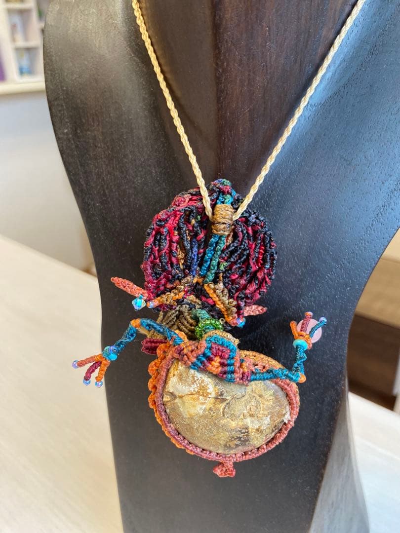 マクラメドラゴンネックレス（ハンドメイド）