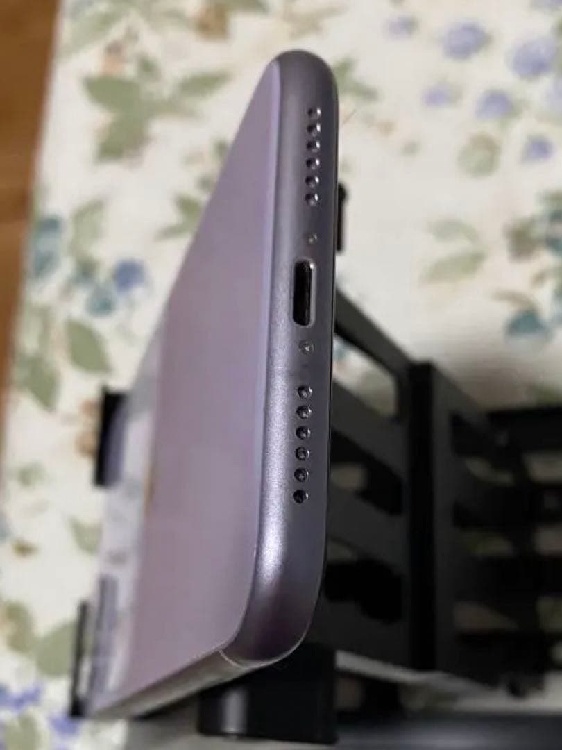 （美品）Apple iPhone 11 ラベンダー　128GB 本体