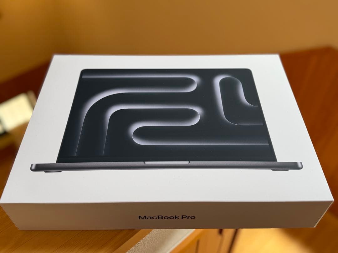 M3 Pro MacbookPro 18-512 US SB 美品完品