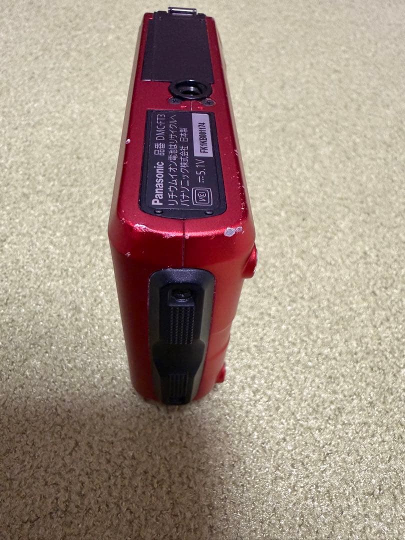 Panasonic LUMIX DMC-FT3 防水デジタルカメラ　レッド