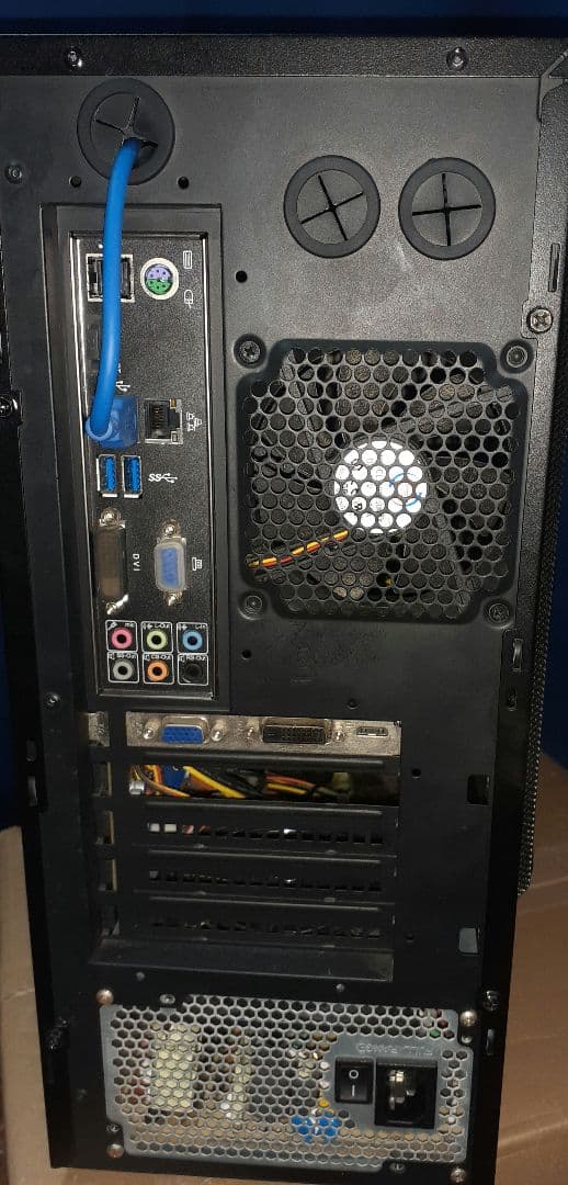 デスクトップパソコン　IM560GA5