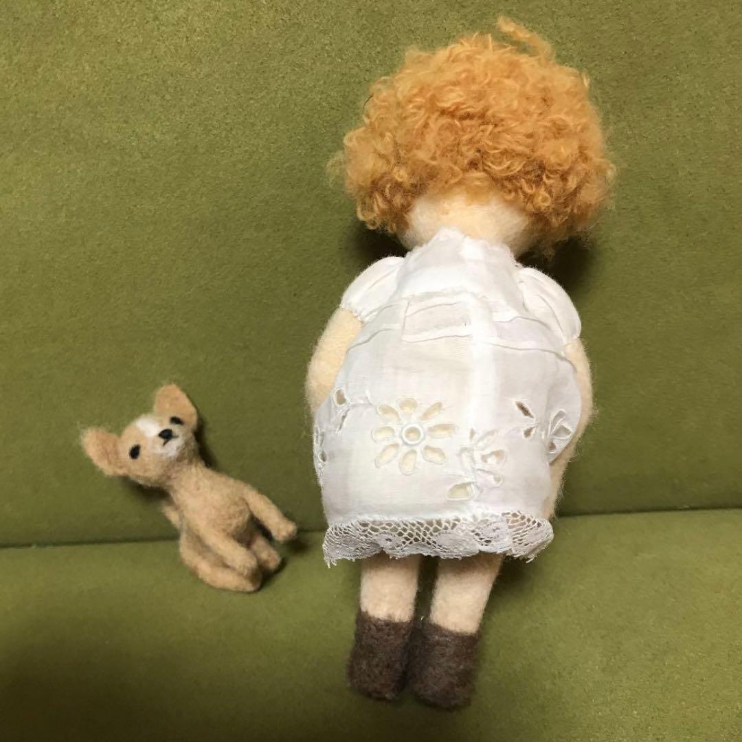 人気作家様 犬を抱いた少女 お人形