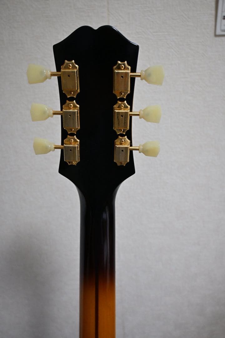 Epiphone Masterbilt J200 ケース付き