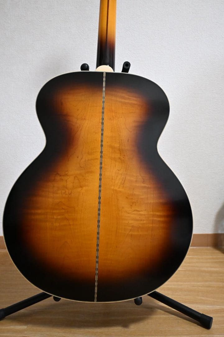 Epiphone Masterbilt J200 ケース付き