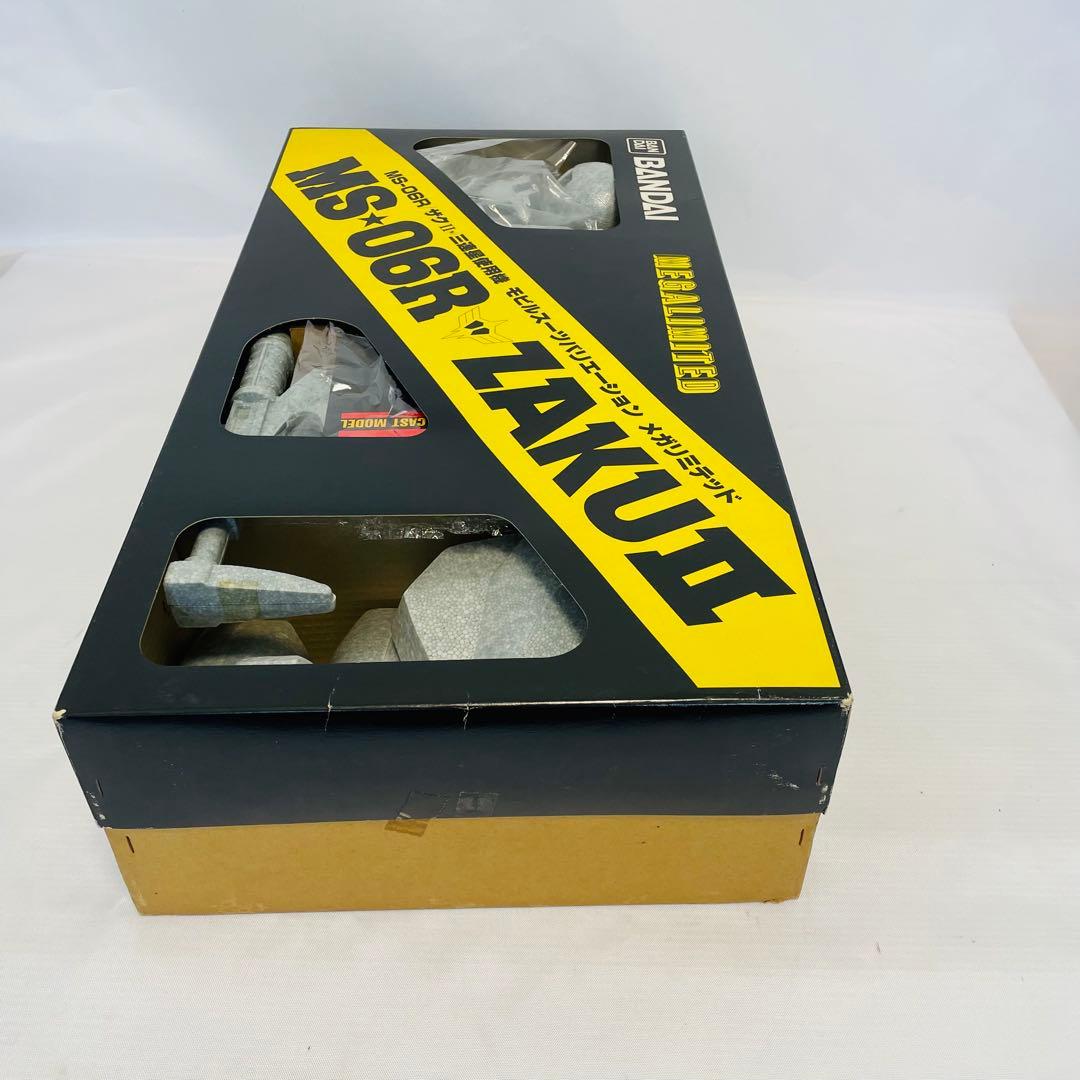 1/30　バブルキャストモデル MS-06R ザクⅡ 黒い三連星使用機