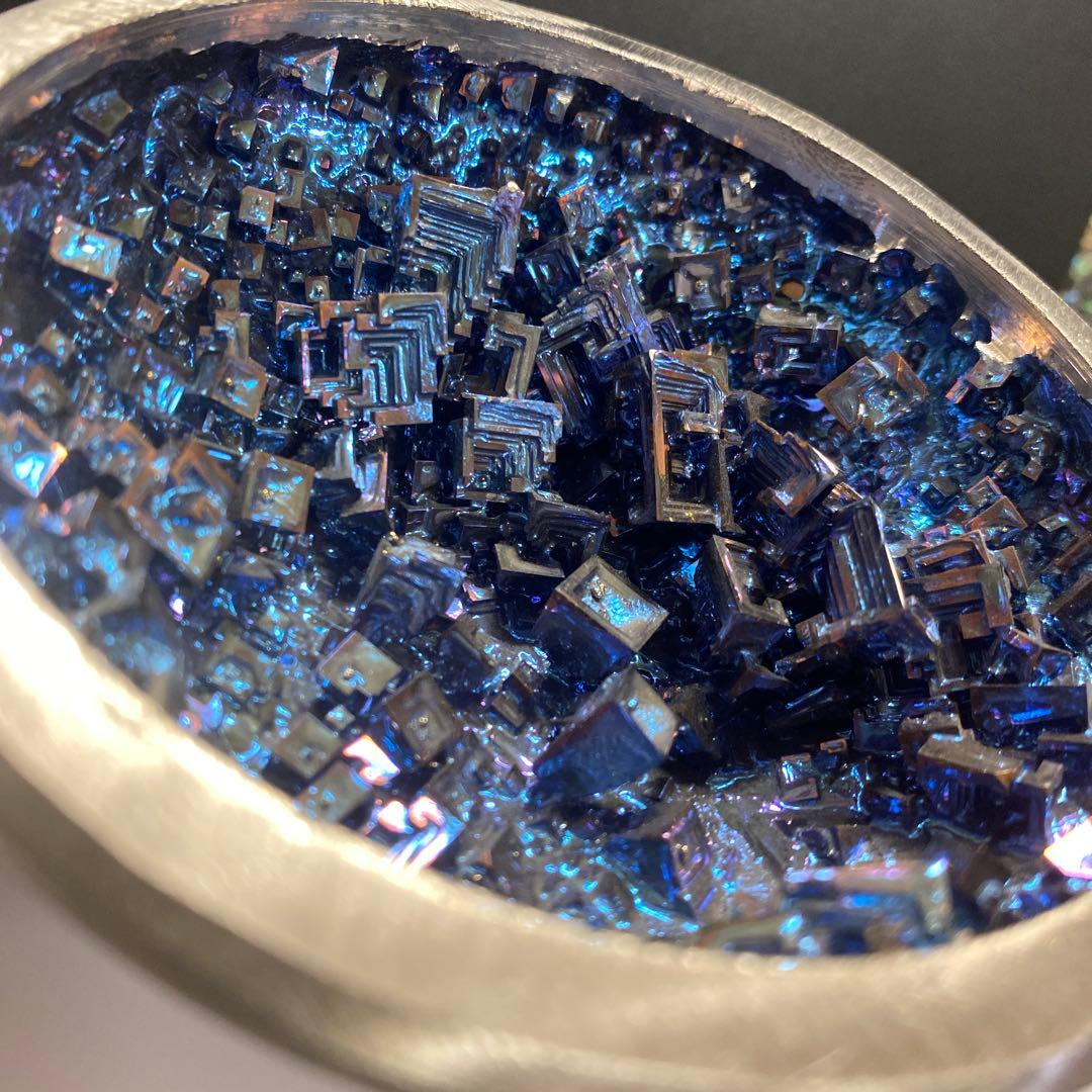 ビスマス結晶　半球型ドーム　510g 幾何学模様　ブルー　インテリア　オブジェ
