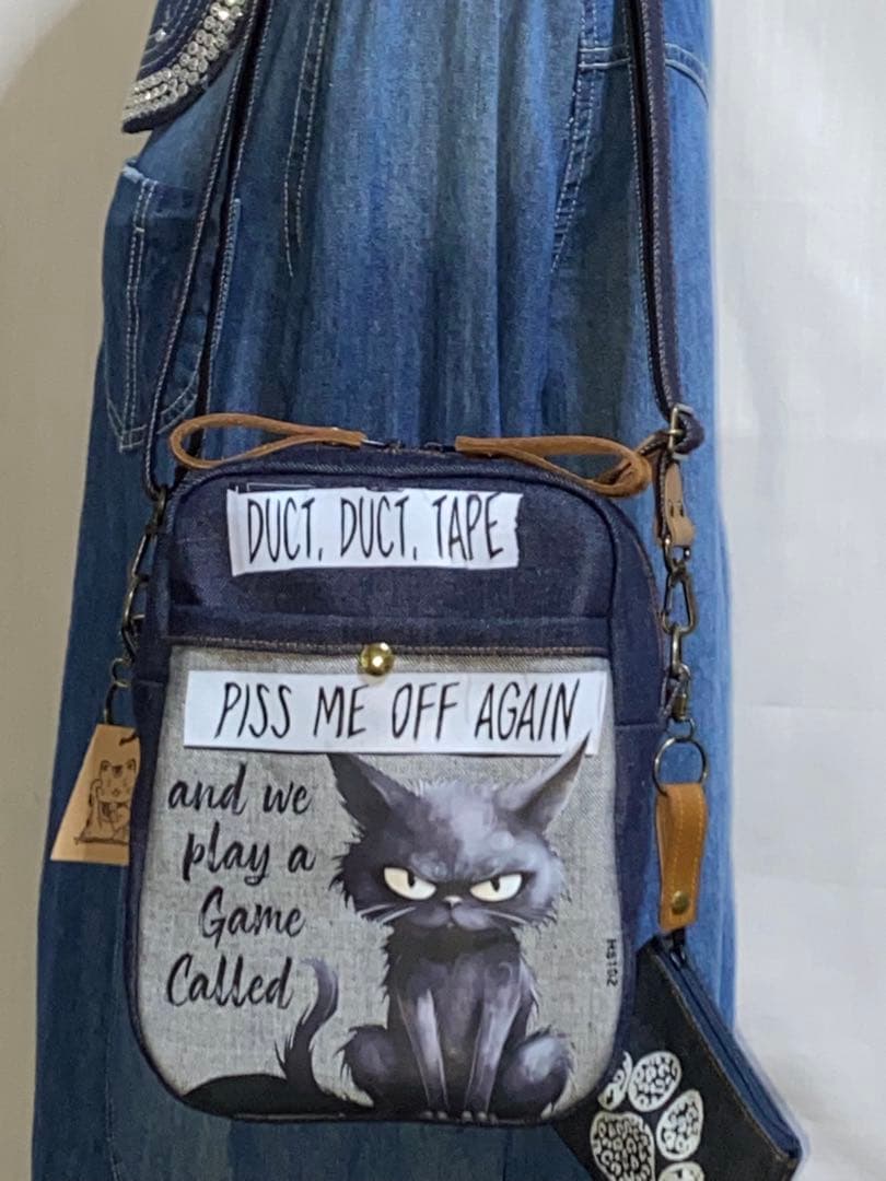 ハンドメイド☆岡山デニム♪ステンシル☆黒ネコ♪悪ネコ☆ショルダーバッグ
