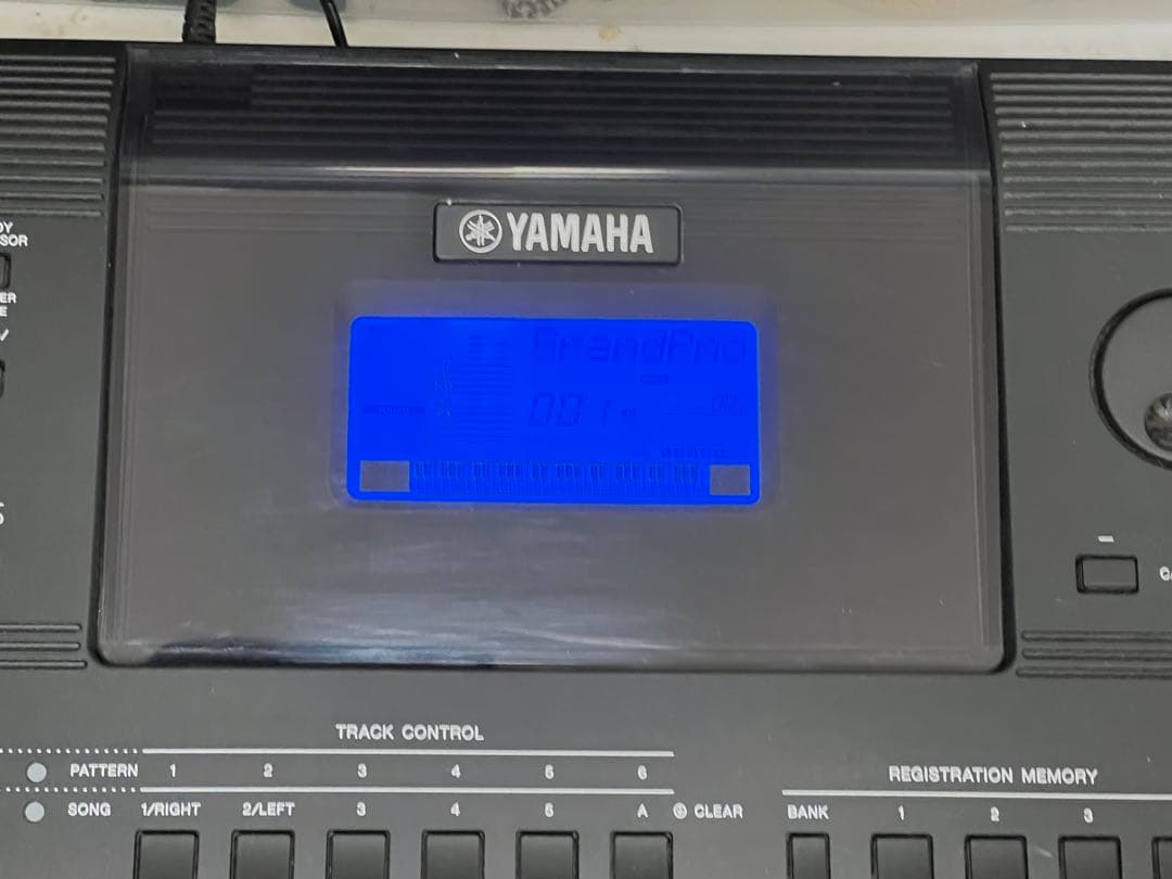 即発送 YAMAHA PSR-E453 61鍵　アダプター　 カバー付き