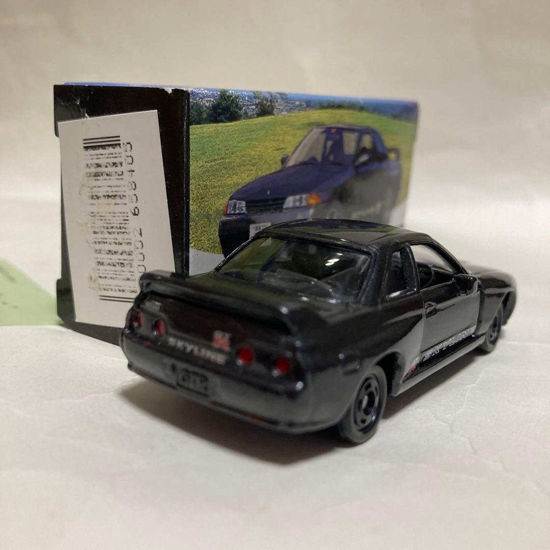 トミカ BNR32 スカイライン ミニカー